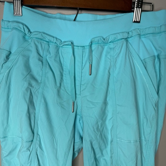 Lululemon Street To Studio Pant *Unlined Size 6 - Picture 3 of 7